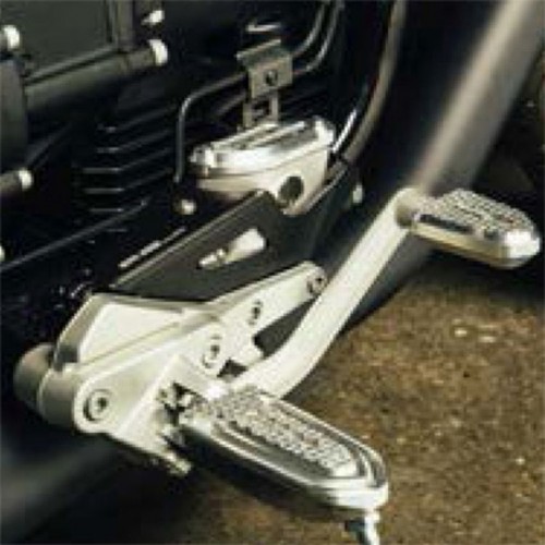 V9 BOBBER-KIT PROTEZIONE POMPA FRENO POSTERIORE - PREMIUM