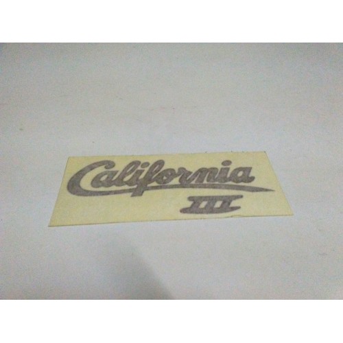 DECALCOMANIE - ADESIVI-Adesivo " California III " Oro-Nero Fianchetto Copriaccumolatore DX o SX per Moto Guzzi California 1000.