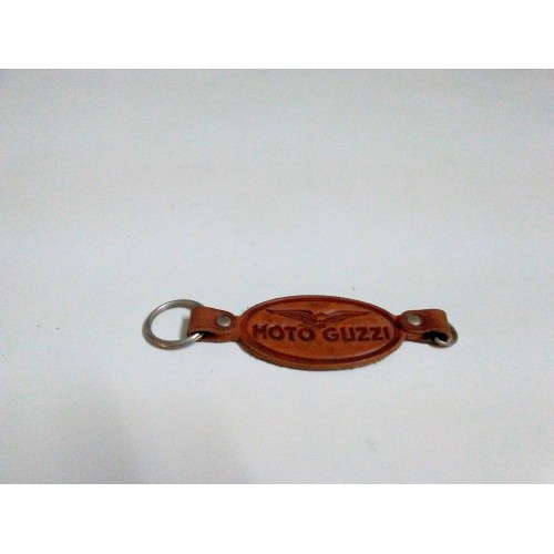 ABBIGLIAMENTO - CASCHI-ACCESSORI-Portachiave in Cuoio " Moto Guzzi "