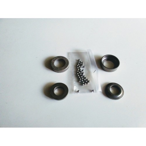 RICAMBI FORCELLA-Serie 4 Callotte Sterzo con Sfere per Moto Guzzi Zigolo 98 110 - Stornello 125 Turismo e Sport 4 V-160 4 V -...