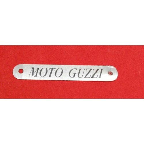 SELLE - COPRISELLA - Molle-Targhetta " Moto Guzzi " in Metallo Larghezza Fori 72mm per Selle o Coprisella Storiche