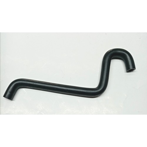 TUBAZIONE-OLIO-BENZINA-Bulloni Cavi Forati-Tubo Sfiato Olio Anteriore Coperchio Distribuzione per Moto Guzzi V7 III-IV V9 Roa...