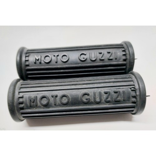 PEDANE-APPOGIAPIEDI-GOMMINI-Coppia Gomme Pedana Forate D. 21/18 Postereiore al Paraurt. per Moto Guzzi Vari Modelli V35-V50-V...