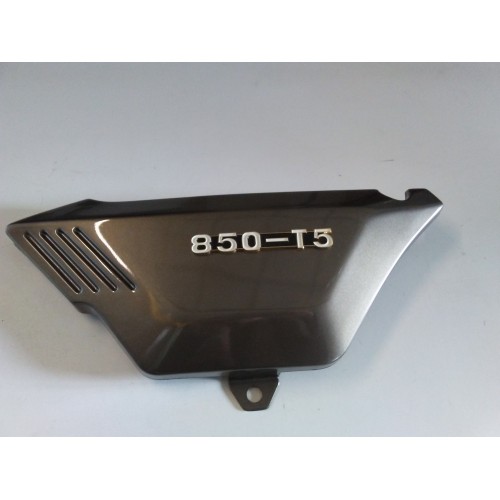 CARENATURE-FIANCHETTI-GOMMINI-STAFFE-Copriaccumulatore sx grigio scuro metallizzato completo di scritta per Moto Guzzi 850 T5...