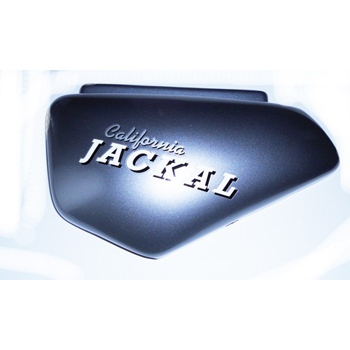 CARENATURE-FIANCHETTI-GOMMINI-STAFFE-Copriaccumulatore dx grigio titanio per Moto Guzzi California 1100 Jackal
