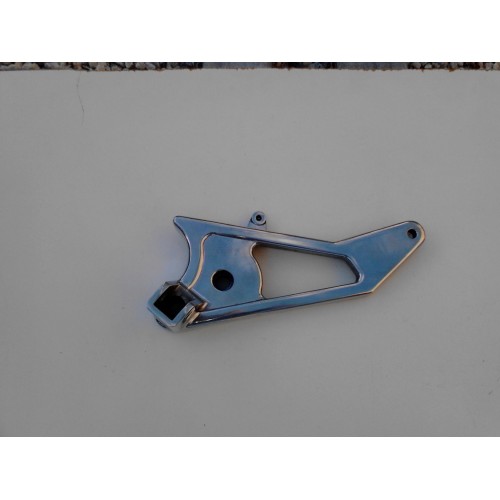 PEDANE-APPOGIAPIEDI-GOMMINI-Supporto Staffa Pedana Posteriore SX Originale per California 1000 III-1100 III-1100 EV- BP101 GU...