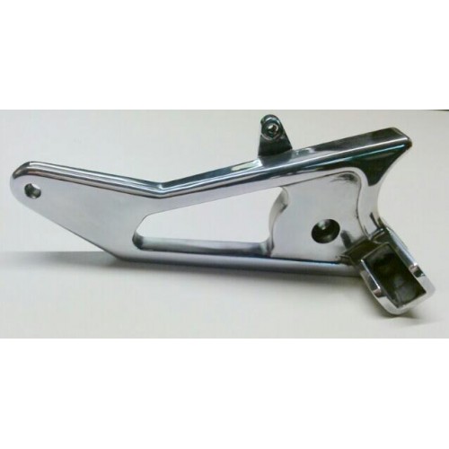PEDANE-APPOGIAPIEDI-GOMMINI-Supporto Staffa Pedana Posteriore DX Alluminio per Moto Guzzi California 1000 III-1100 III-EV - B...