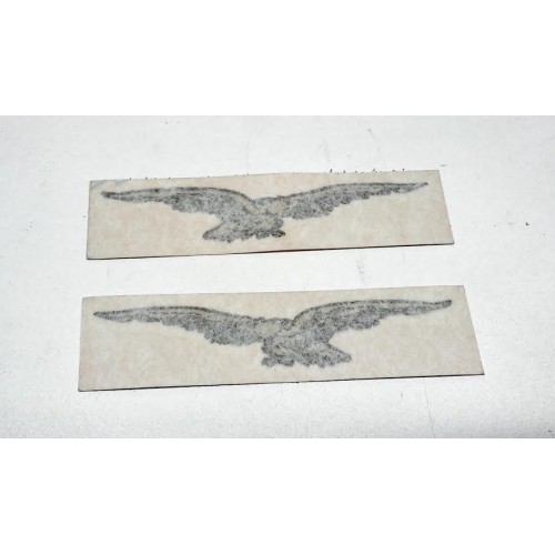 DECALCOMANIE - ADESIVI-Coppia Decalcomania DX e SX " Aquila " Oro-Nero mm 75 X15 per Moto Guzzi Vari Modelli