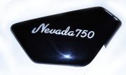 Copriaccumulatore dx nero metalizzato completo di adesivo per Moto Guzzi Nevada 750 dal 2000
